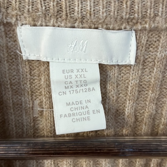 H&M Beige Oversized Rib Knit Sweater Size XXL - Picture 3 of 3